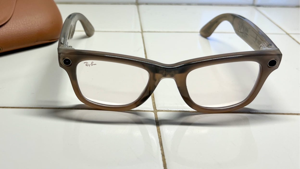 Meta Ray-Ban's Celebrity Voices, Rated from Least to Most Annoying