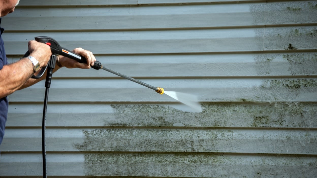 The Best Ways to Spring Clean Your Home's Exterior