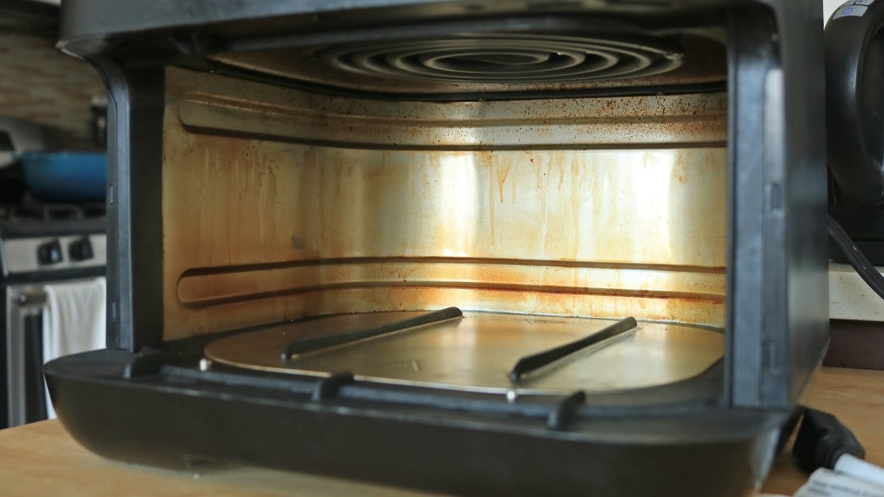 My Favorite Ways to Clean My Air Fryer