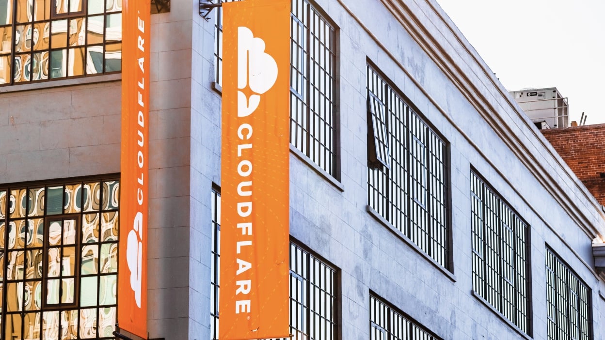 Why a Cloudflare Outage Can Take Down the Internet