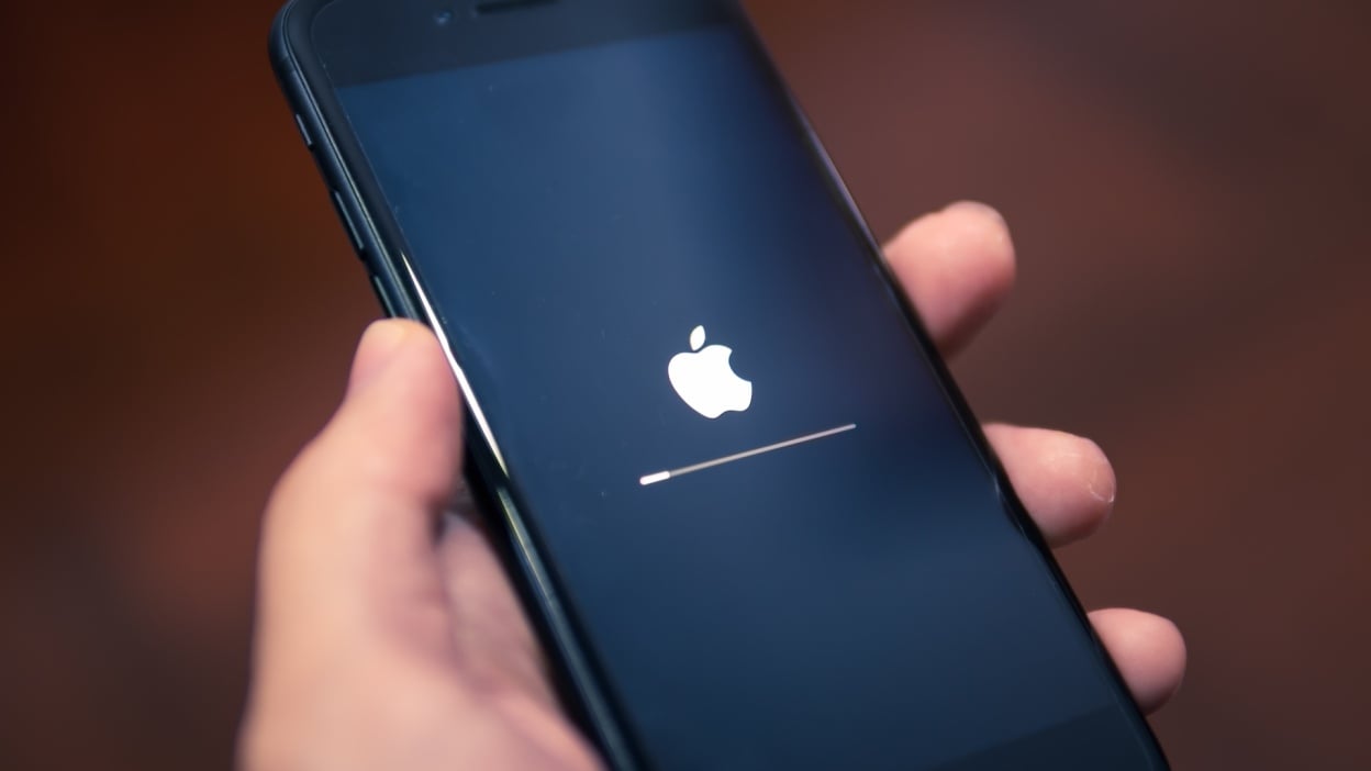 Update Your Apple Devices ASAP to Patch This Major Security Flaw